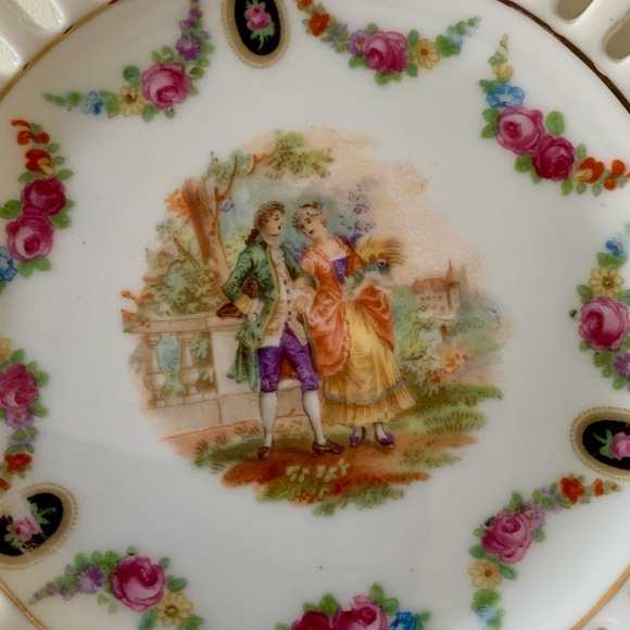 Vintage German Porcelain Reticulated Trinket Dishes - Picture 9 of 15